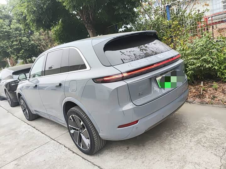 LiXiang L7 2025 2025款 Ultra 智能焕新版