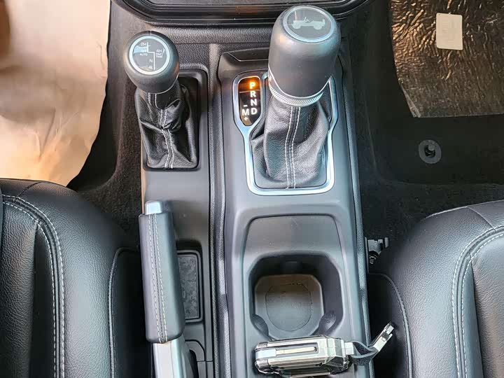 Jeep Wrangler Hybrid 2021 2021款 四门 2.0T 4xe 撒哈拉