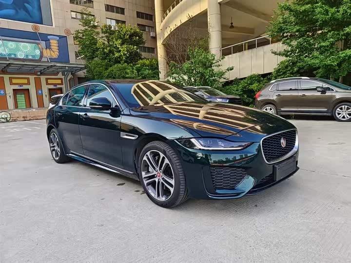Jaguar XE L 2024 2024款 2.0T 250PS R-DYNAMIC S进取运动版