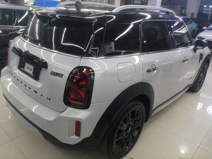 Mini Countryman 2023 2023款 改款 1.5T COOPER ALL4 鉴赏家