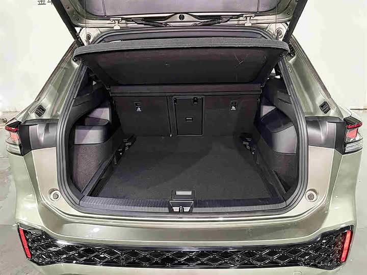 Volkswagen Tayron 2025 2025款 探岳L 380TSI 四驱豪华Easy包