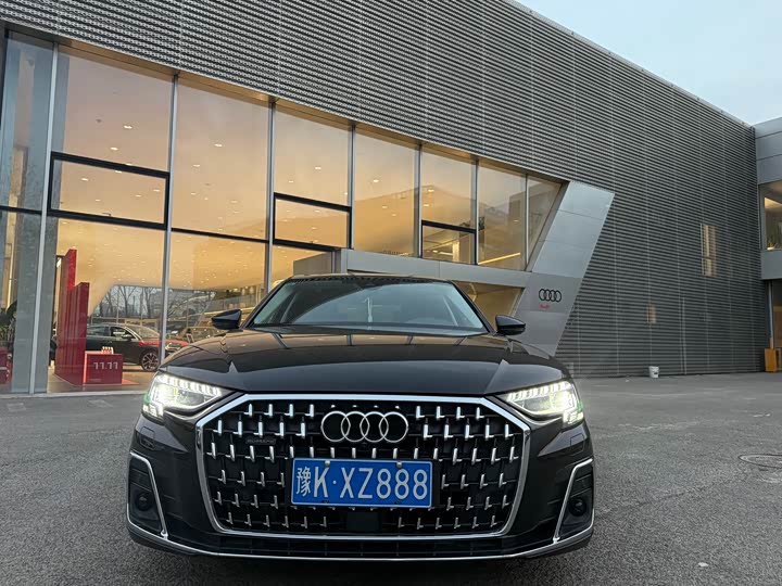 Audi A8 2025 2025款 A8L 50 TFSI quattro 臻选型