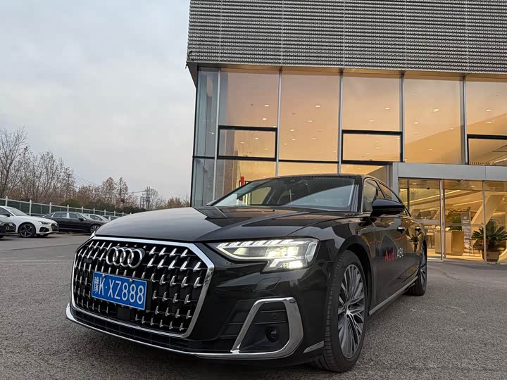Audi A8 2025 2025款 A8L 50 TFSI quattro 臻选型