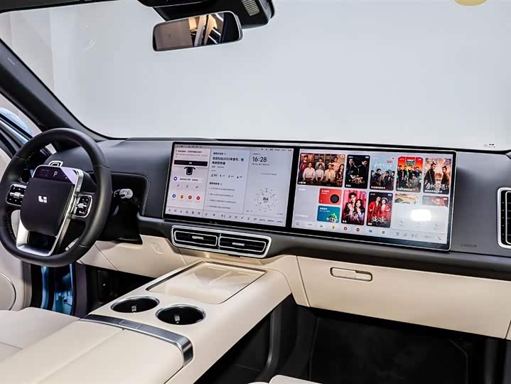 LiXiang L8 2025 2025款 Pro 智能焕新版