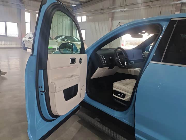 LiXiang L7 2025 2025款 Ultra 智能焕新版