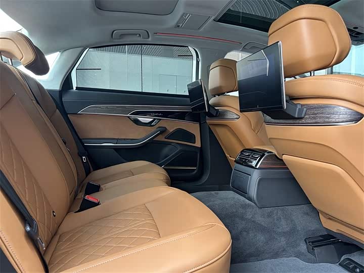 Audi A8 2024 2024款 A8L 55 TFSI quattro 旗舰型