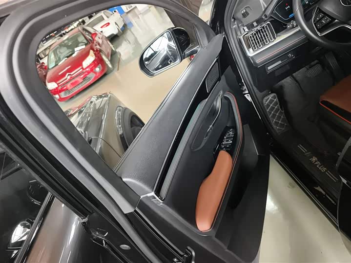 BYD Song Plus 2020 2020款 1.5T 自动尊贵型