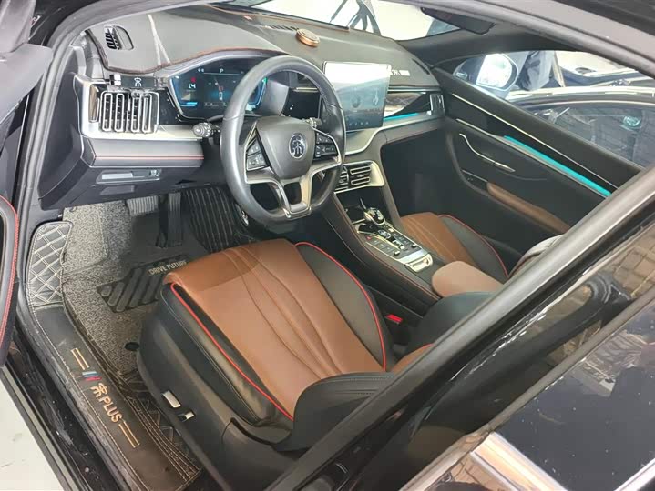 BYD Song Plus 2020 2020款 1.5T 自动尊贵型