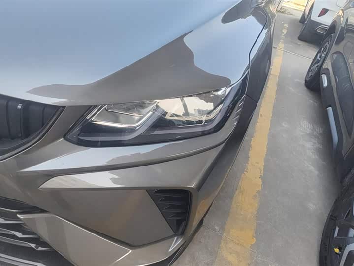 Geely Coolray 2024 2024款 1.5T DCT 龙腾