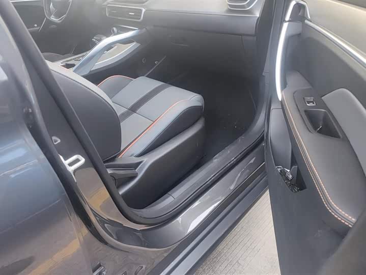 Geely Coolray 2024 2024款 1.5T DCT 龙腾