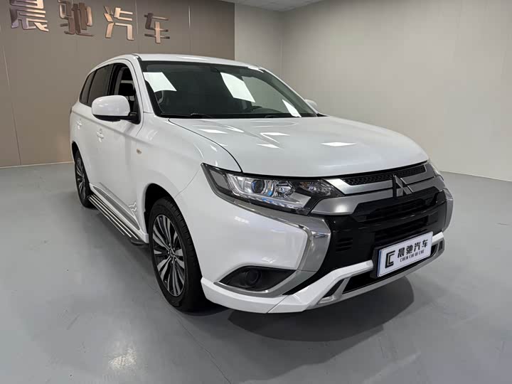 Mitsubishi Outlander 2021 2021款 改款 2.0L 两驱畅行版 5座