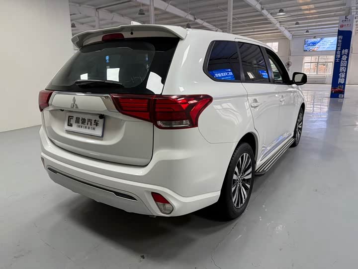 Mitsubishi Outlander 2021 2021款 改款 2.0L 两驱畅行版 5座