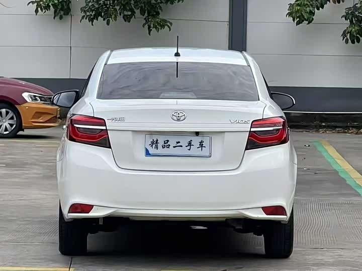 Toyota Vios 2022 2022款 1.5L 20周年纪念版