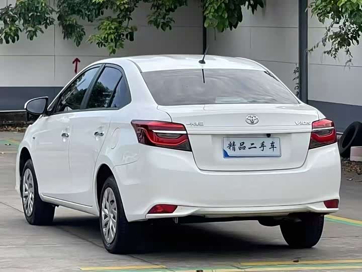 Toyota Vios 2022 2022款 1.5L 20周年纪念版