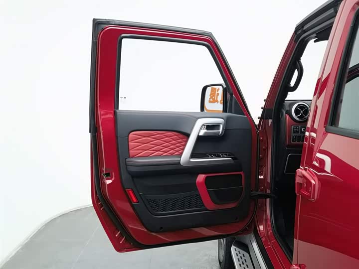 BAIC Beijing BJ40 2024 2024款 2.0T 城市猎人荣耀版