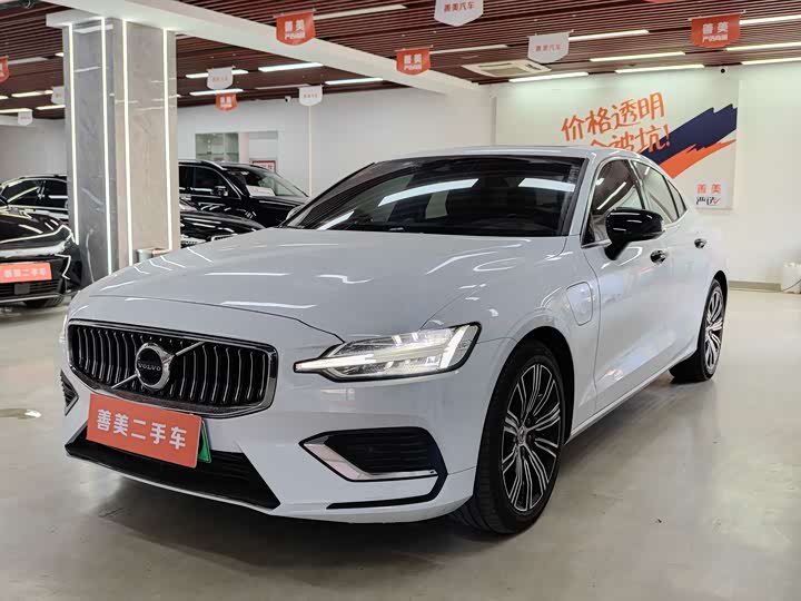 Volvo S60 Hybrid 2021 2021款 T8 E驱混动 四驱智逸豪华版