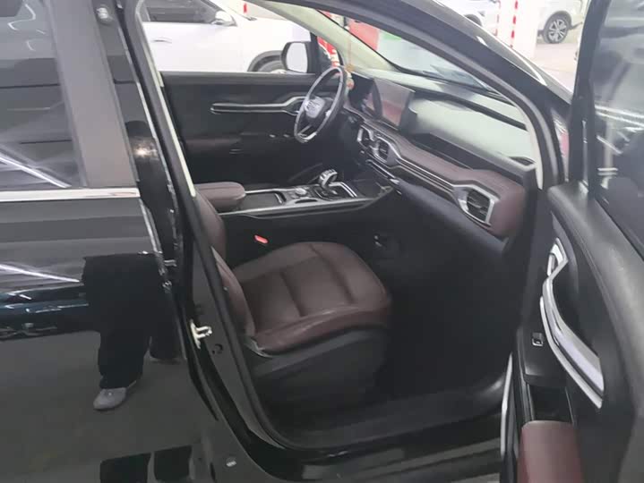 Geely Okavango 2022 2022款 1.8TD 自动舒适型 7座