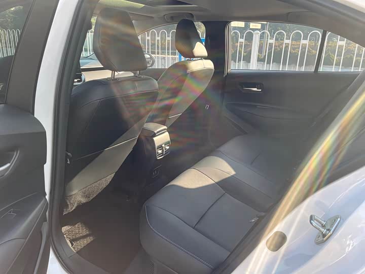 Toyota Corolla 2024 2024款 1.8L 智能电混双擎 精英版