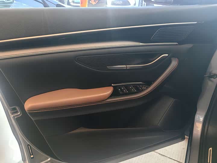 BYD Song Plus 2020 2020款 1.5T 自动尊贵型