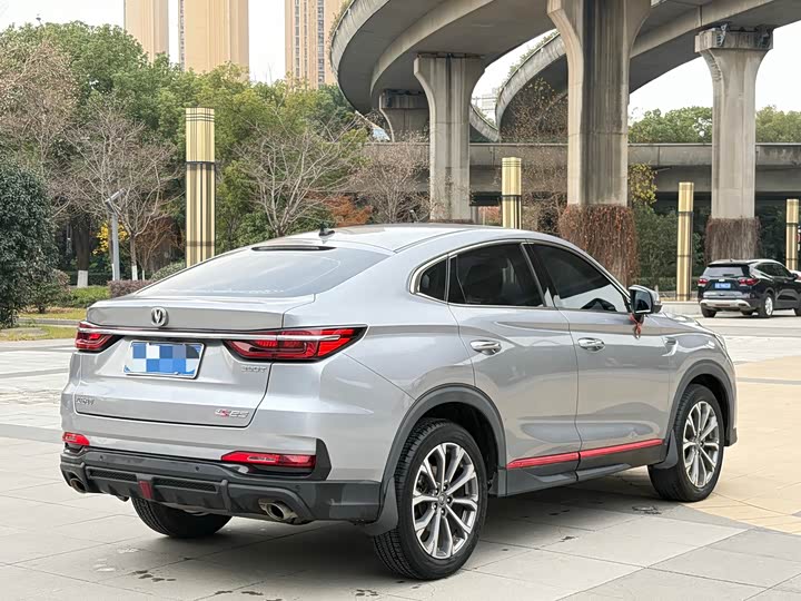 Changan CS85 Coupe 2021 2021款 1.5T DCT豪华型