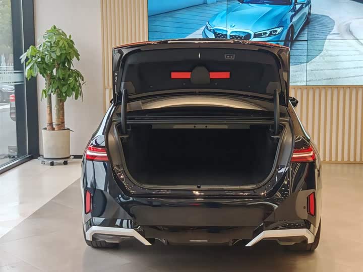 BMW i5 2025 2025款 eDrive 40L M运动套装