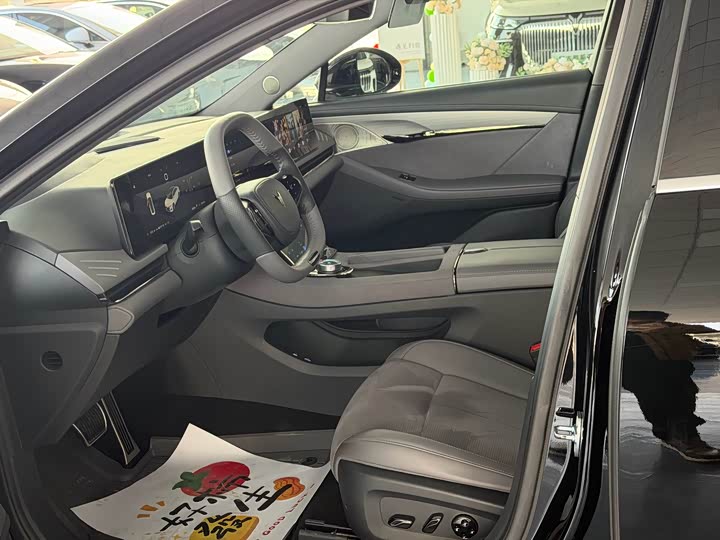 Voyah Passion 2024 2024款 PHEV 四驱超长续航旗舰版