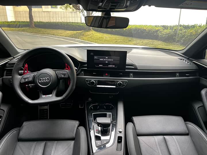 Audi A4L 2024 2024款 40 TFSI 豪华动感型
