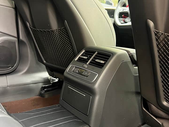 Audi A4L 2024 2024款 40 TFSI 豪华动感型