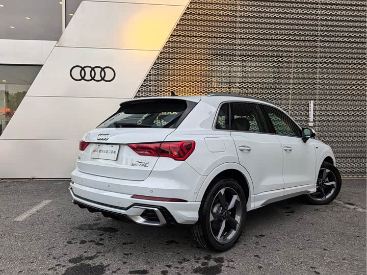 Audi Q3 2024 2024款 35 TFSI 时尚动感型