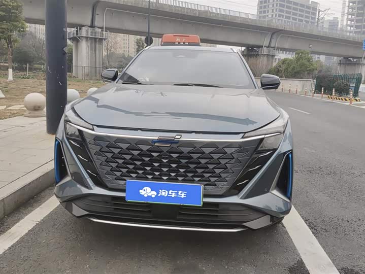 Changan Oshan Z6 Hybrid 2023 2023款 智电iDD 150KM旗舰PLUS