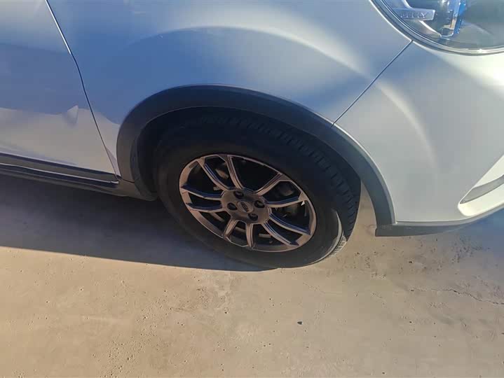 Geely Vision X3 2021 2021款 PRO 1.5L CVT尊贵型