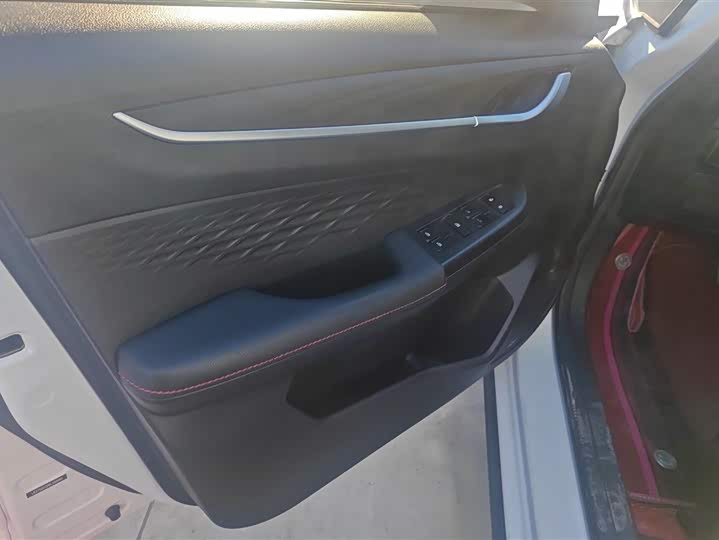 Geely Vision X3 2021 2021款 PRO 1.5L CVT尊贵型