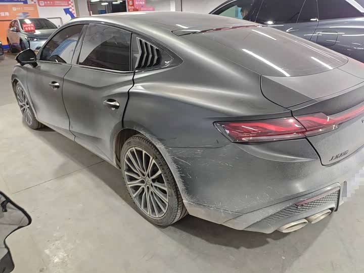 MG Motor 7 2025 2025款 2.0T 405 AT奢享版