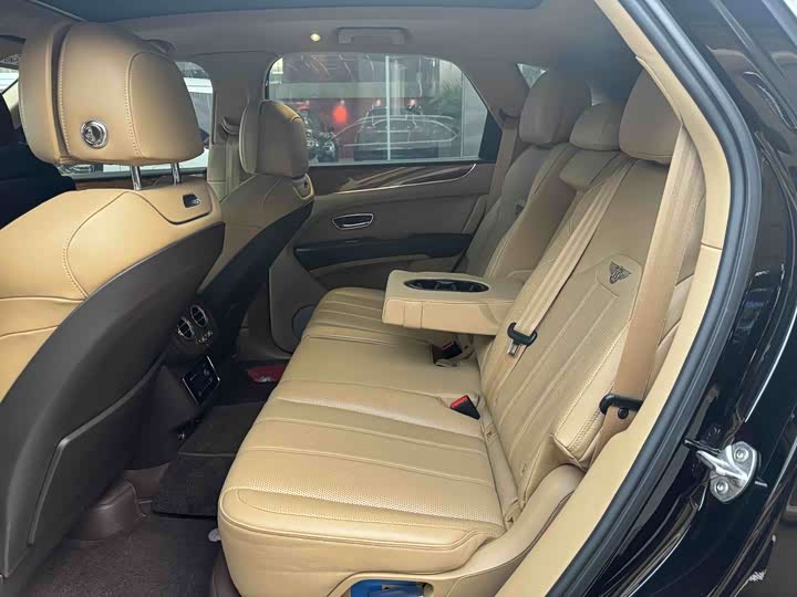 Bentley Bentayga 2024 2024款 4.0T V8