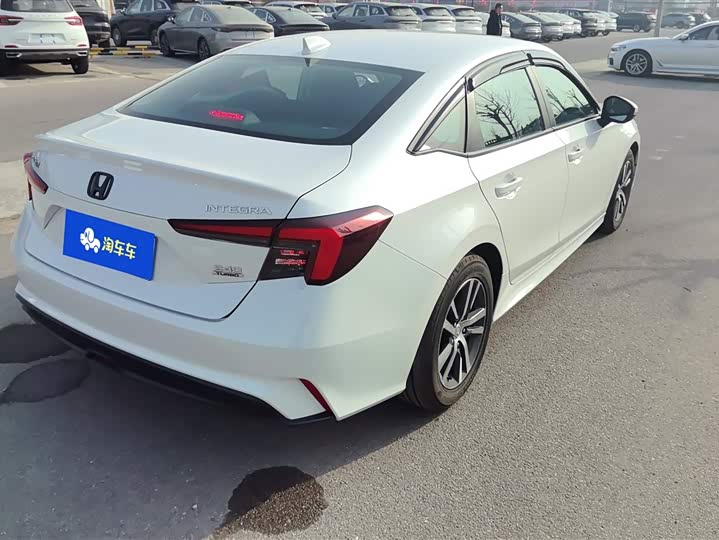 Honda Integra 2023 2023款 240TURBO CVT领先版