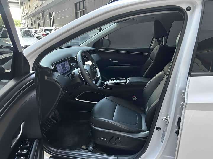 2023 Hyundai Tucson L