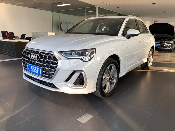 Audi Q3 2024 2024款 40 TFSI 时尚动感型