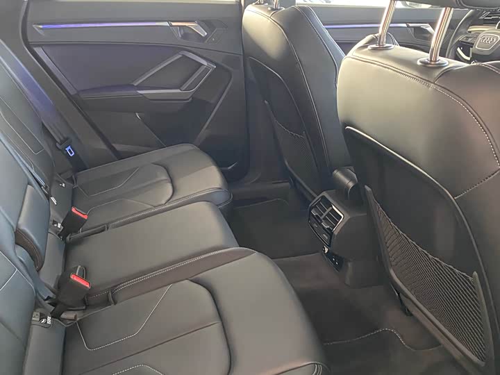 Audi Q3 2024 2024款 40 TFSI 时尚动感型