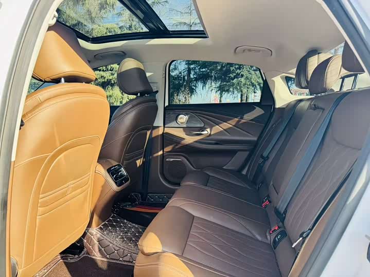 Chery Arrizo 8 2025 2025款 2.0T 自动御+