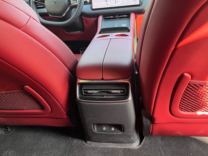 Aito M5 2025 2025款 增程 Ultra 四驱版