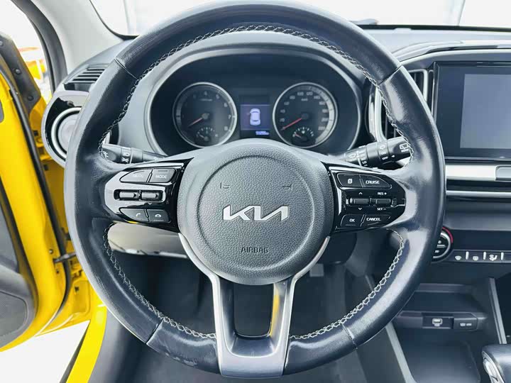 Kia KX1 2021 2021款 1.4L CVT趣享天窗款