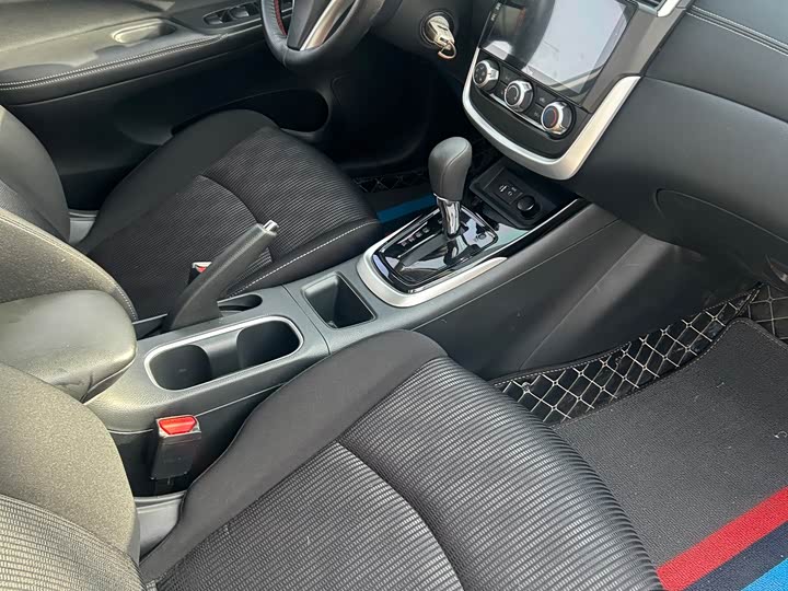 Nissan Tiida 2023 2023款 1.6L CVT智行版