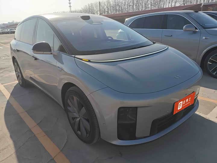 LiXiang i8 2025 2025款 标准版