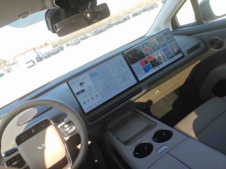 LiXiang i8 2025 2025款 标准版