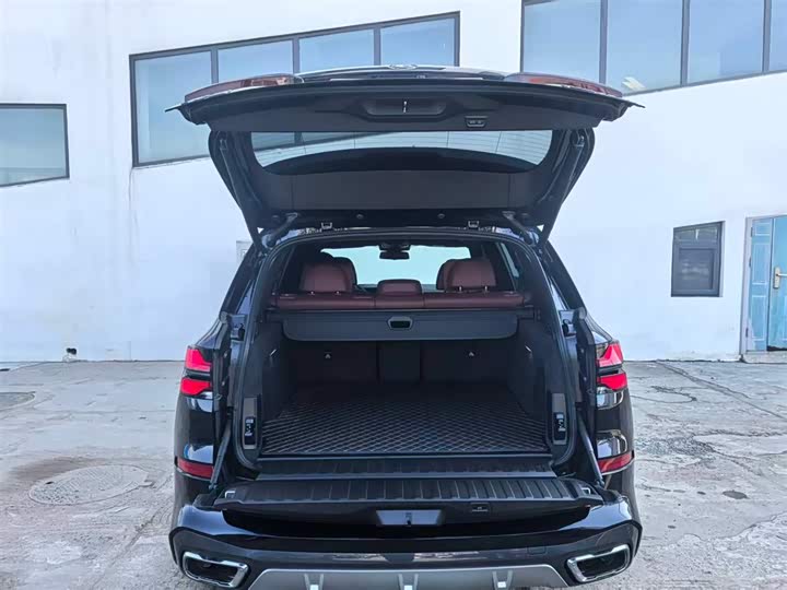 BMW X5 2023 2023款 xDrive 40Li M运动套装