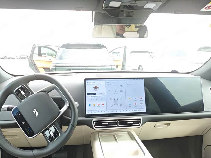 LiXiang L7 2025 2025款 Ultra 智能焕新版