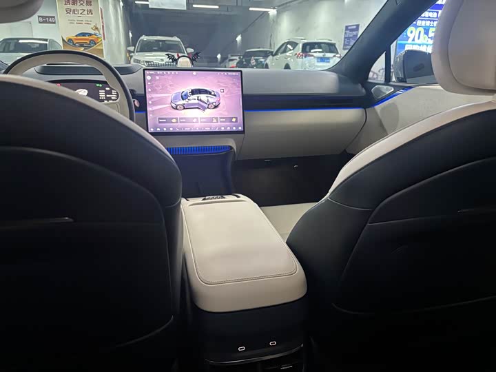 Zeekr 007 2025 2025款 后驱智驾版 75kWh