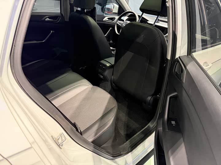 Volkswagen Tacqua 2023 2023款 200TSI DSG 悦智联版