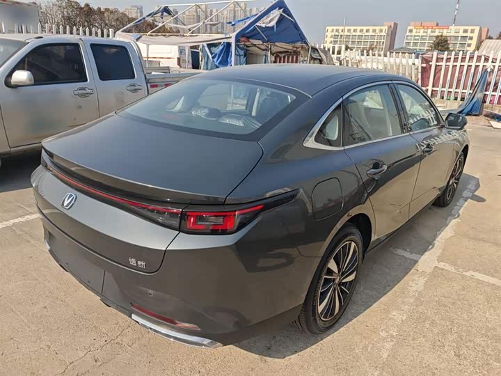 Changan Eado EV 2025 2025款 智慧新蓝鲸 145KM 战舰版