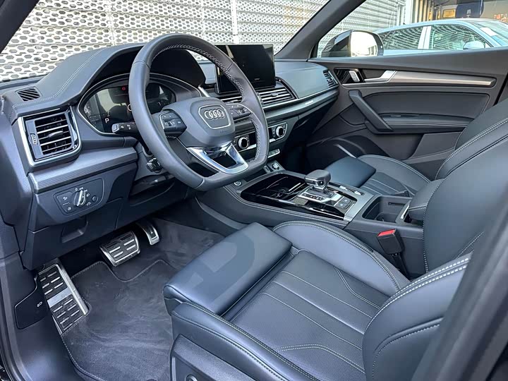 Audi Q5L 2025 2025款 40 TFSI 豪华动感型